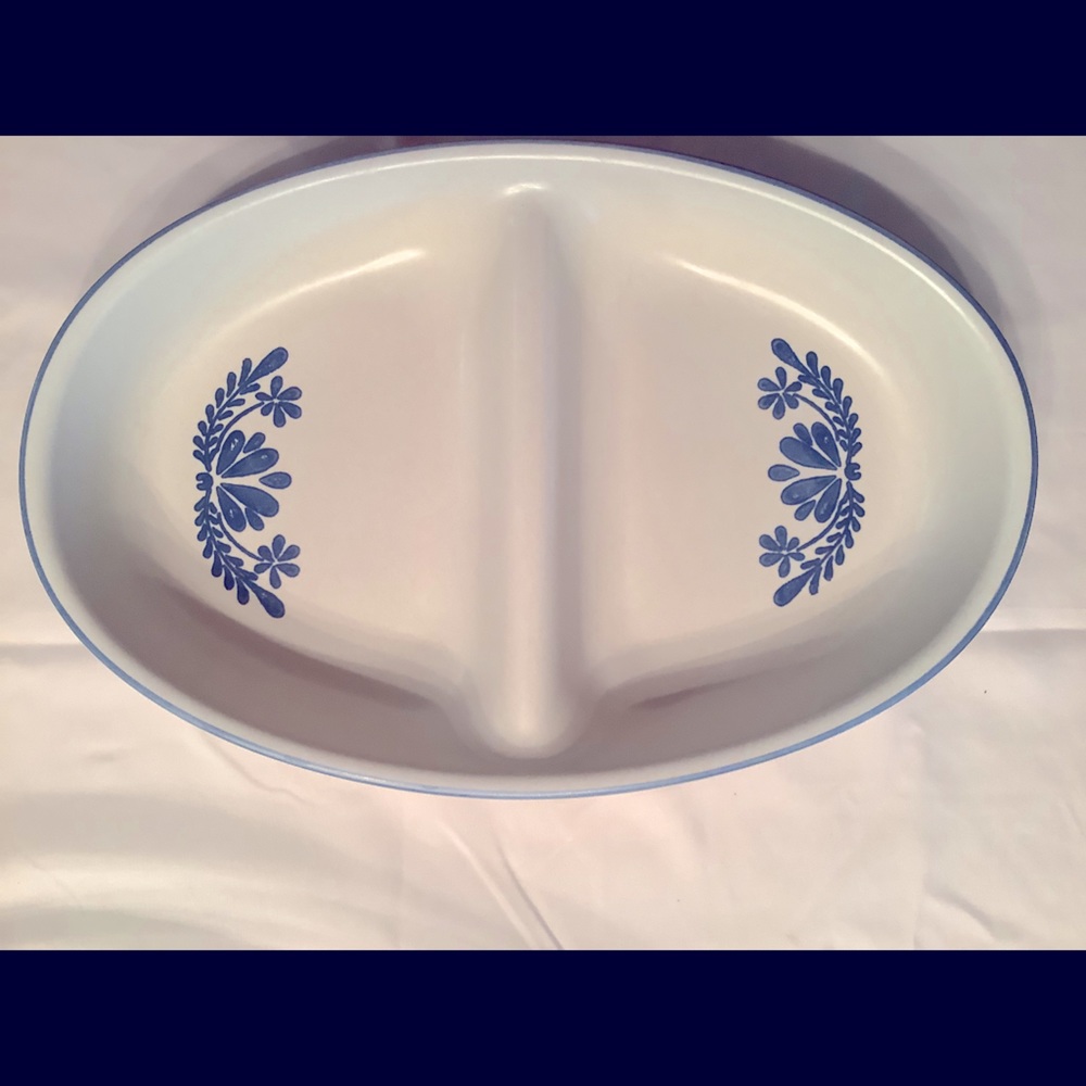 Pfaltzgraff Yorktown serving dish